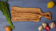 Zeytin Ağacından Tek Parça Doğrama Tahtası - Kimyasal İçermez, Doğal ve Dayanıklı